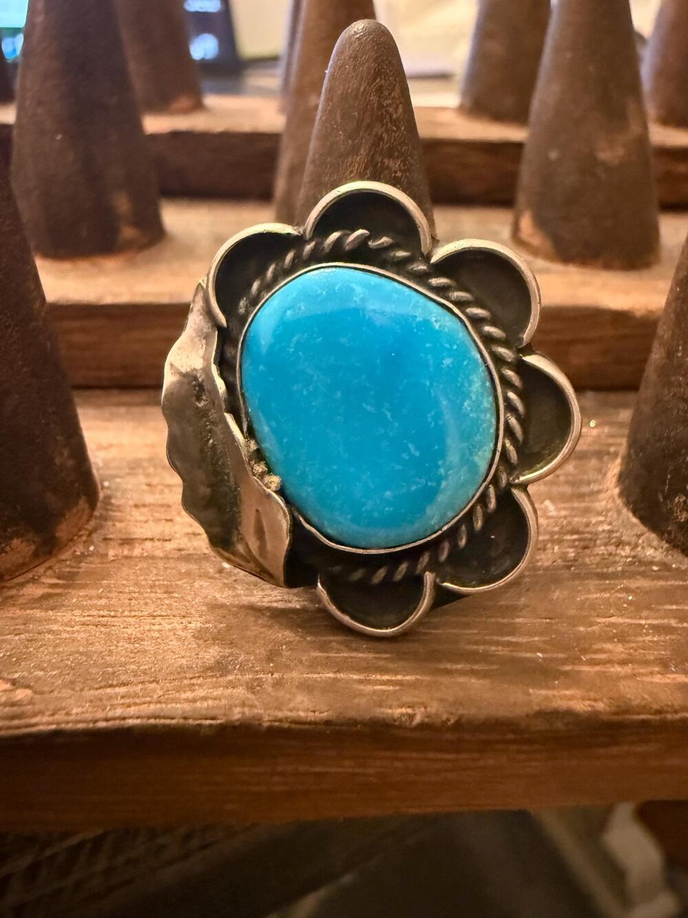 Native-Made Vintage Turquoise and Sterling Silver Ring Sz. 6